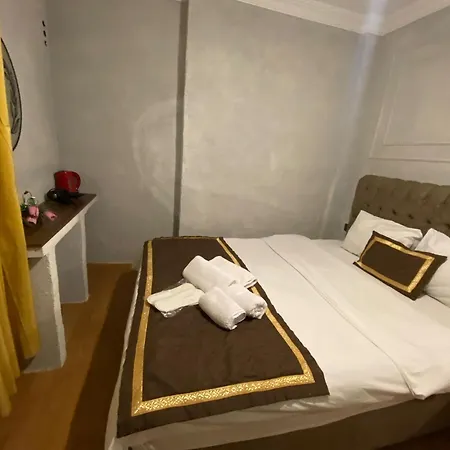 Ramo'S Aparatments & Suites Istanboel Buitenkant foto