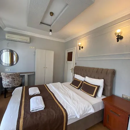 Ramo'S Aparatments & Suites Istanboel Buitenkant foto