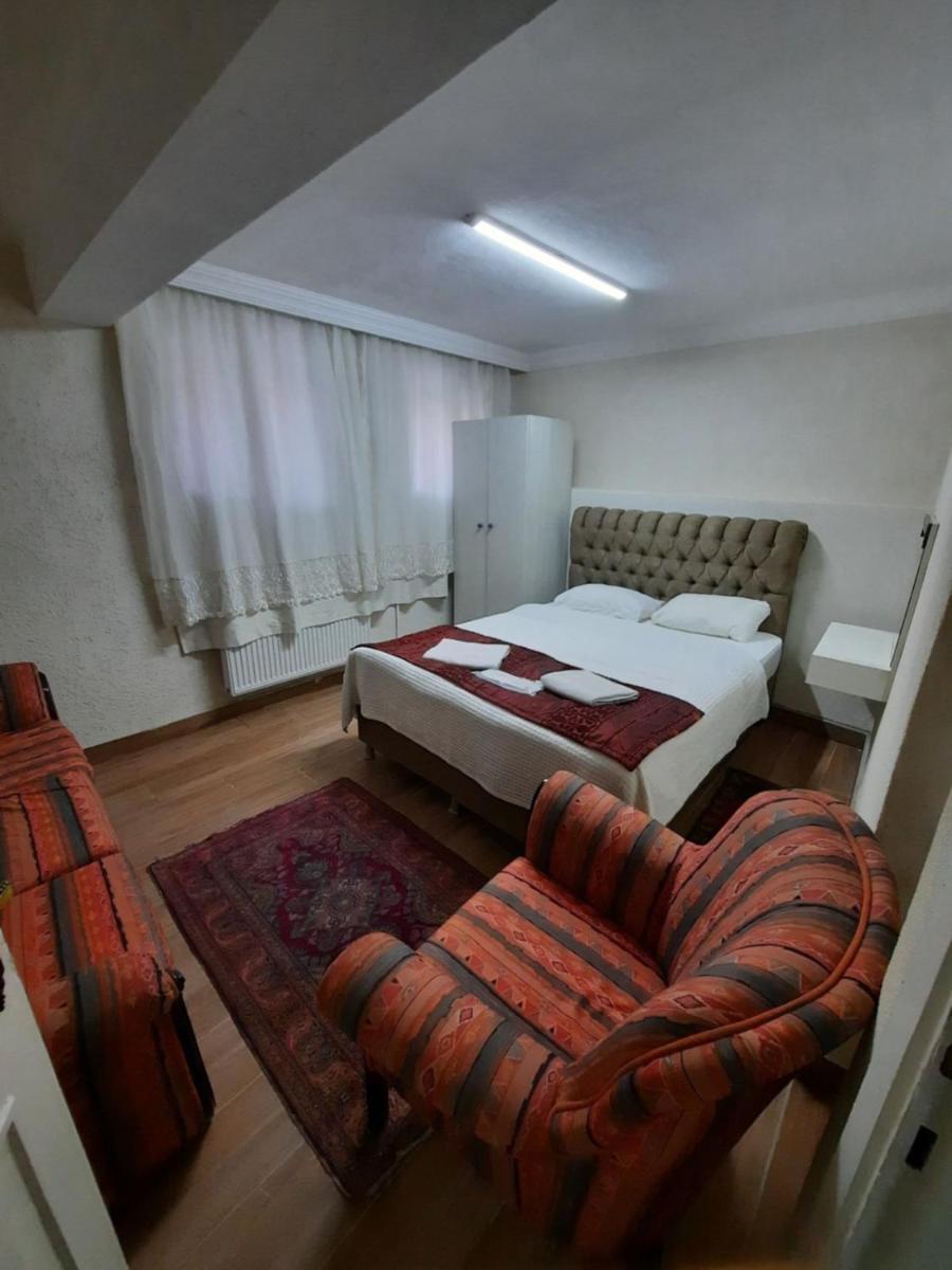 Ramo's Aparatments &